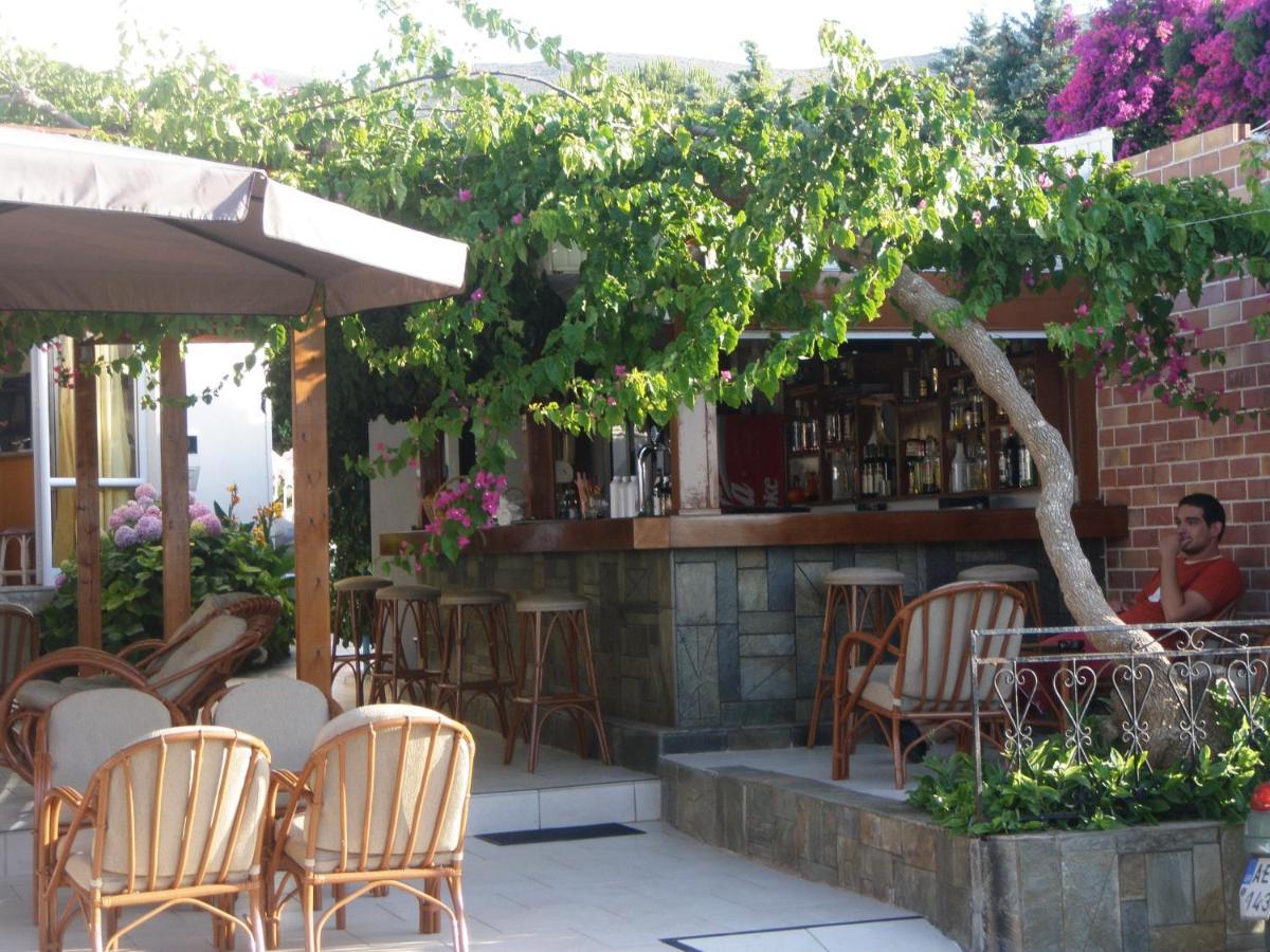 מאליה Alexandra Rooms מראה חיצוני תמונה