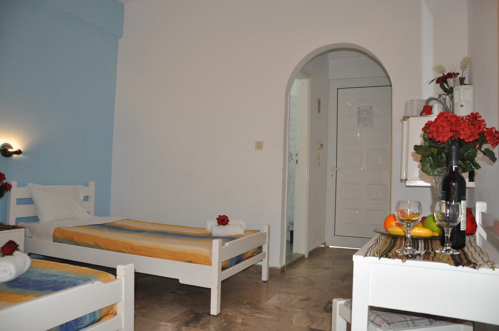 מאליה Alexandra Rooms מראה חיצוני תמונה