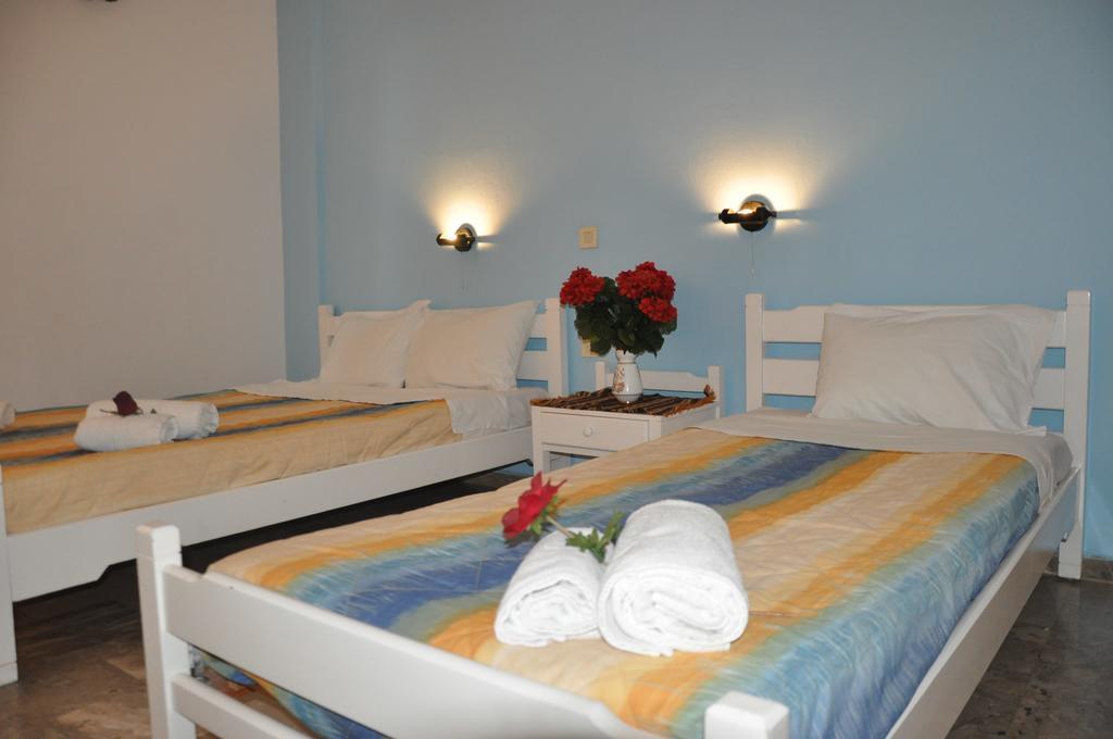 מאליה Alexandra Rooms מראה חיצוני תמונה