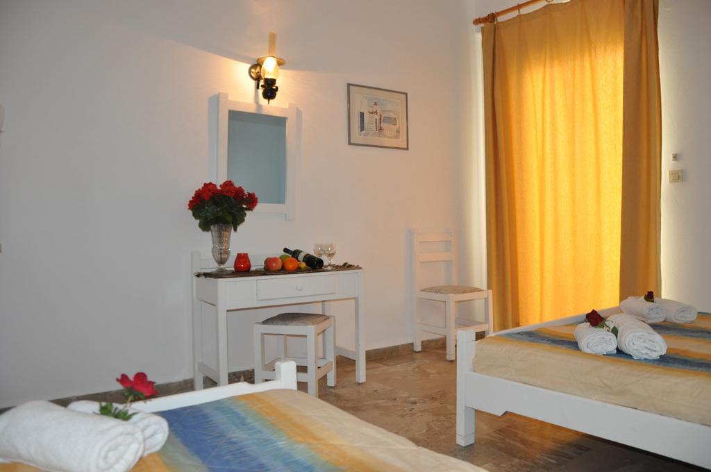 מאליה Alexandra Rooms מראה חיצוני תמונה