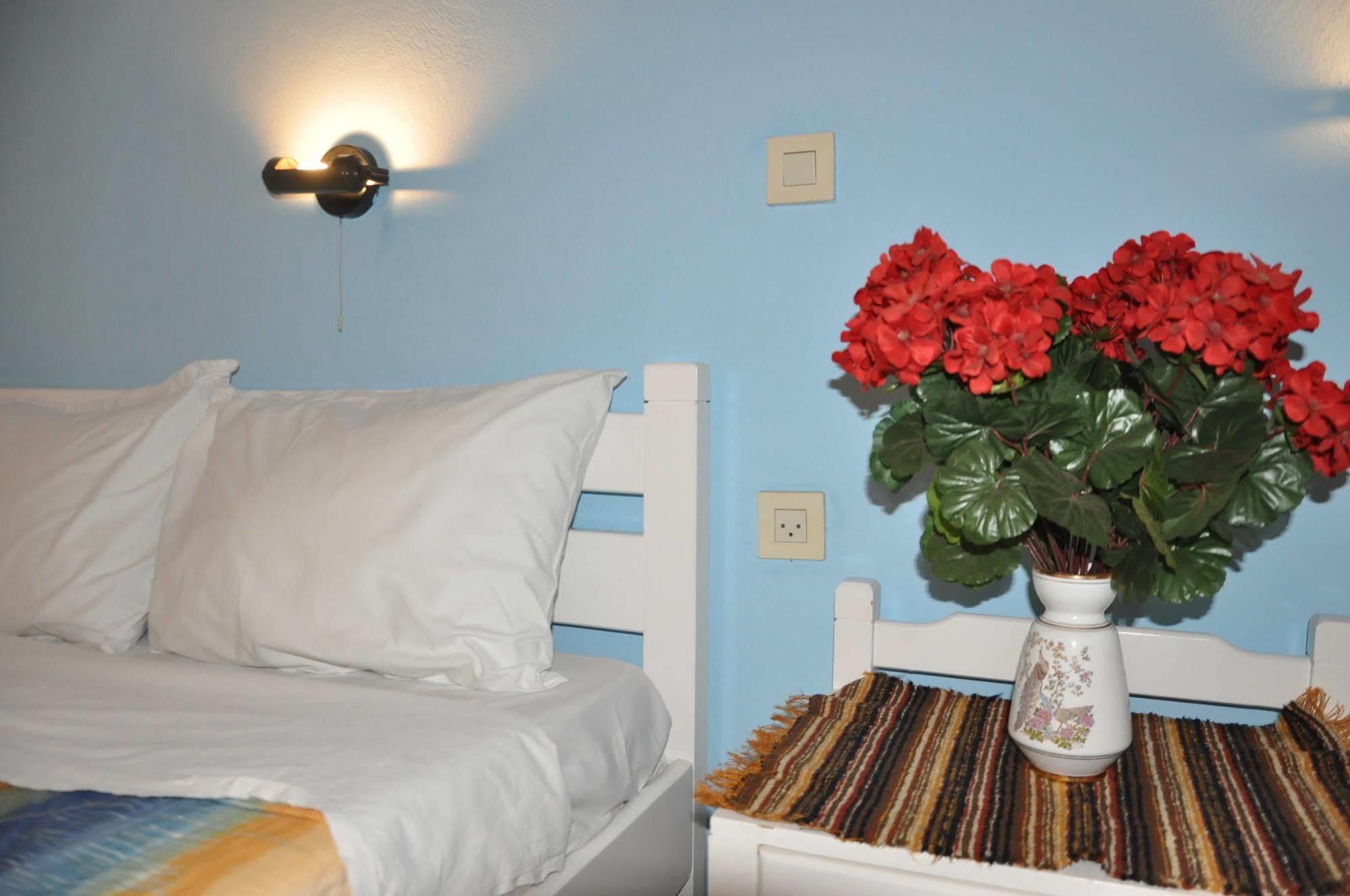 מאליה Alexandra Rooms מראה חיצוני תמונה